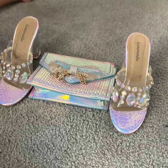 Matching chrome heels n purse - Picture 3 of 5